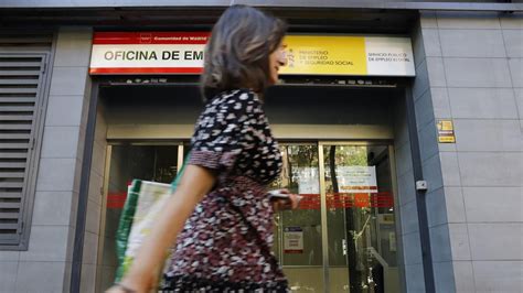 La tasa de desempleo en latinoamérica y el caribe alcanzó casi un 24% en el primer trimestre del año en curso. "El empleo más precario tiene nombre de mujer ...