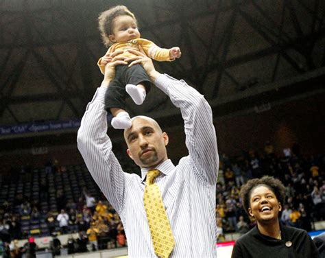 it s official shaka smart is staying at vcu