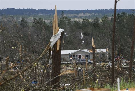 Alabama Tornadoes 4 Still In Critical Condition After States