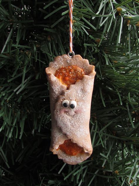 The christmas season is filled with fun, family get togethers and reunions, carols, and lots of food. Kolache Christmas Cookie Ornament Kolaczki Cookie ...