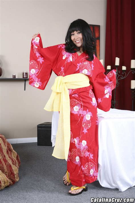 Petite Asian Girl Yuki Mori Gets Her Twat Filled After Doffing Her Robe Yuki Mori British R Hub