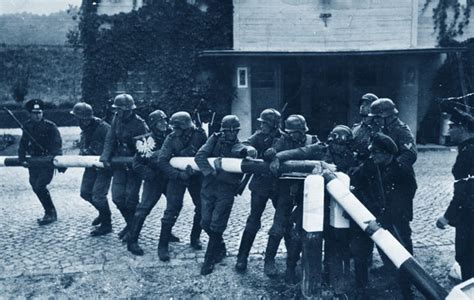 1 Settembre 1939 La Germania Invade La Polonia Inizia La Guerra Lampo Scoppia La Seconda
