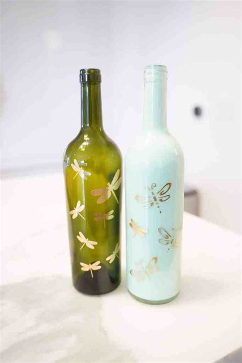 22 Best Diy Bottle Painting Ideas That Are Pure Upcycling Fun In 2021