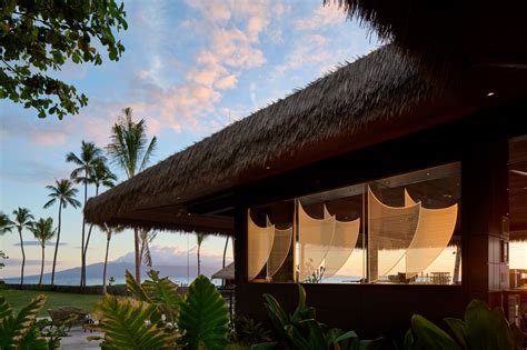Kaʻanapali Beach Hotel Unveils Signature Beachfront Restaurant Huihui