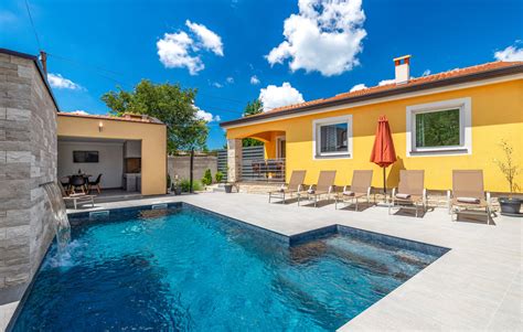 Porec ferienhaus und ferienwohnung mieten. Ferienhaus - Porec-Micetici, Kroatien - CIE819 | Novasol