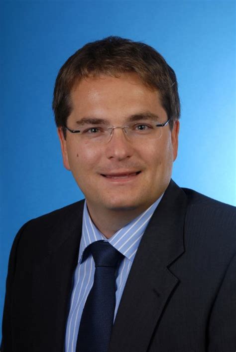 Check the allnhr21xxx swift / bic code details below. Axel Wahl übernimmt als neuer Key Account Manager den ...