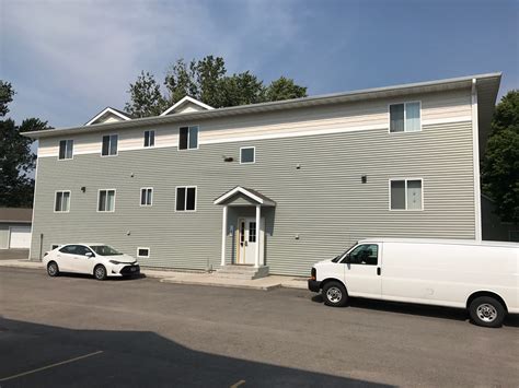 This beautiful apartment is conveniently located in the heart of downtown winona mn! 1 Bed Apartments Winona | 1721 W 5th St, Winona, MN