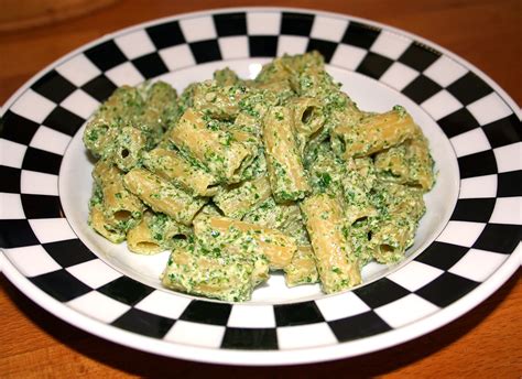 Maybe you would like to learn more about one of these? Mezze maniche in crema di rucola e ricotta | La cucina di ...