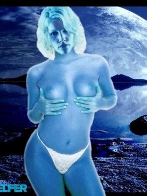 Tricia Helfer Celebrity Naked Pics Celebrity Leaked Nudes