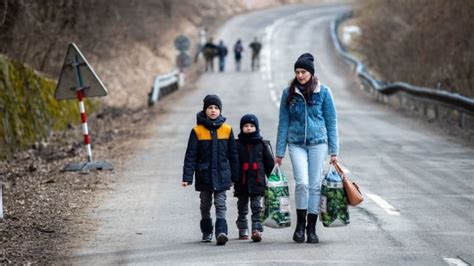 Asylum Seeking Ukrainians Must Be Welcomed In Canada Security Expert