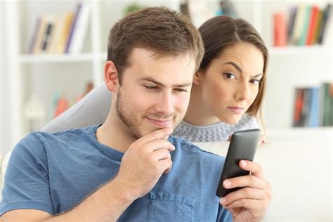 How To Find Out If Your Partner Is Cheating Online Savvy Techy