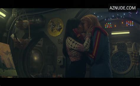 Madeline Zima Diane Guerrero Lesbian Scene In Doom Patrol Aznude