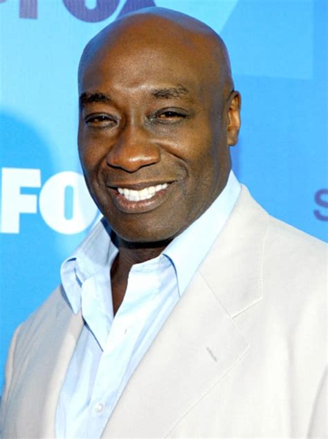 Raised by his single mother, jean, a house cleaner, on chicago's south side, duncan grew up resisting drugs and alcohol. Michael Clarke Duncan Laid to Rest - Us Weekly