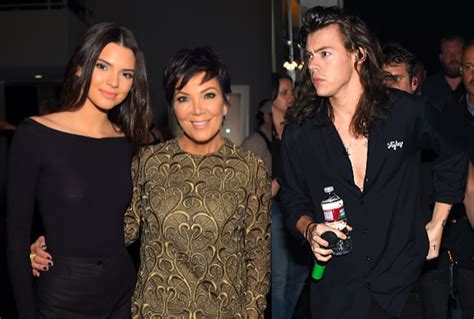 Kendall jenner and harry styles found themselves in a situation that most exes would probably find uncomfortable. Kris Jenner "Disappointed" Harry Styles, Kendall Didn't ...