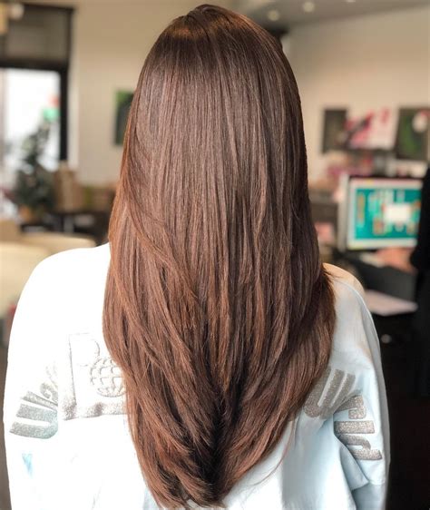 35 Stunning Long Haircuts For Women To Try In 2022 2022