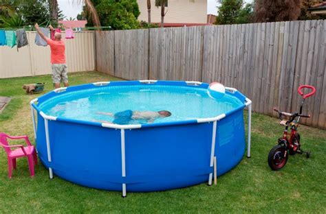 5 Reasons to Choose a Portable Swimming Pool for Your Backyard in 2020 ...