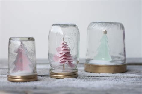 Celebrity Story On The Spot Nine Do It Yourself Snow Globes To