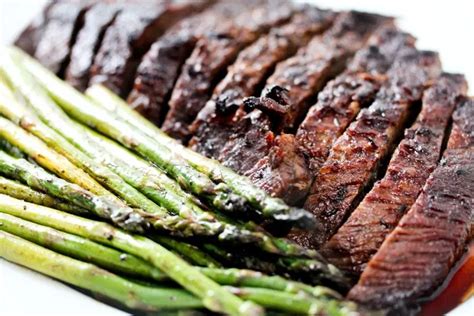 Wooden spoon or silicone spatula. Beef Brisket & Asparagus | Recipe | Healthy lunch, Pea and mint soup, Beef brisket