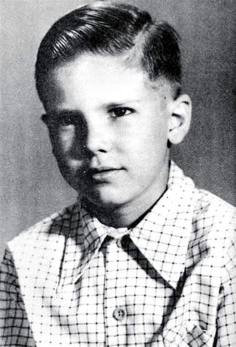 Harrison ford is one of hollywood's leading men, with an acting career that has spanned more than 50 years and included iconic roles such as indiana jones and han solo. Harrison Ford, sexy a los 71 años