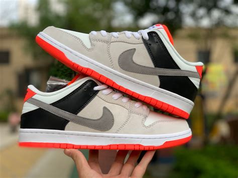 2020 Release Nike Sb Dunk Low “infrared” Skate Shoes Cd2563 004