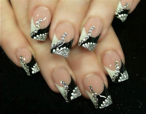 amazing nail art design   christmas  years eve world  pictures