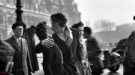 françoise bornet the woman in the photograph of robert doisneau s kiss dies