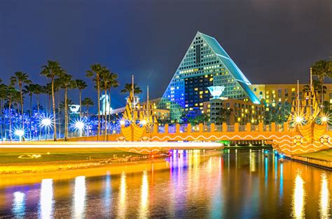 Disney's magnolia golf course is the longest of all of walt disney world resort's courses, and among the longest golf courses in orlando. walt disney, World, Resort, Disney, Orlando, Floride ...