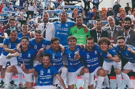 Desporto: Amarense sobe pela primeira vez à Liga de futsal após goleada