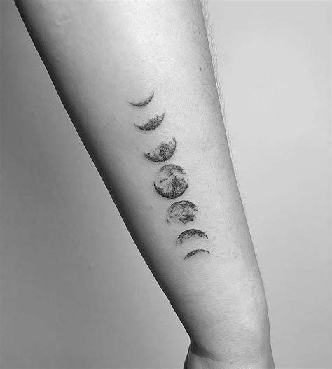 Moon Phase Tattoo On The Right Forearm Tatuaje De Fases Lunares
