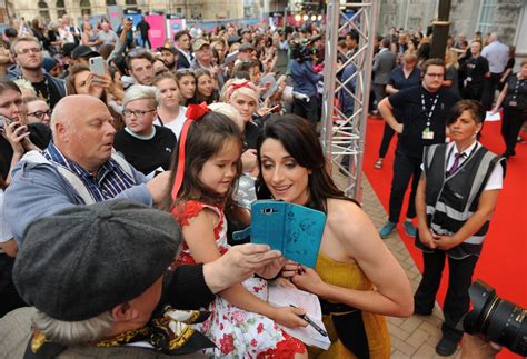 Anticipazioni, cast e uscita della serie tv inglese con cillian murphy. Peaky Blinders: Stars hit the red carpet in Birmingham for ...