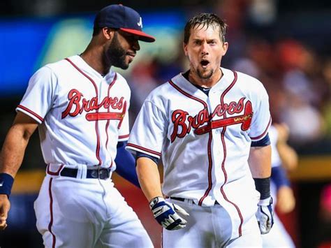 chris johnson hits a walk off single to the the braves past the cleveland indians atlanta