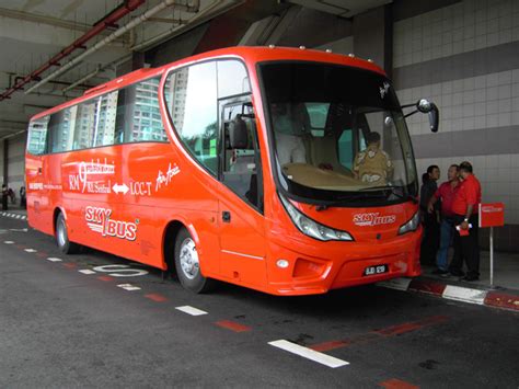 This time i review trip experience with aeroline bus from johor bahru to kuala lumpur. Skybus Express - ExpressBusMalaysia.com