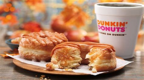 Dunkin Donuts Caramel Apple Croissant Donut Review Carbs Youtube