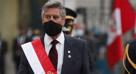 Esperamos que el pueblo se ha puesto de pie para que congresistas que han sido elegidos por el pueblo ya no vayan a dormir en las curules, ya no estén pensando en su sueldo, no estén pensando en delegar a su secretaria para atender al pueblo. Presidente del Perú; Francisco Sagasti no intervendrá ...