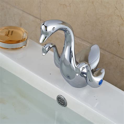 2016 Unique Type Basin Bathroom Countertop Faucet Hot And Cold Water Taps