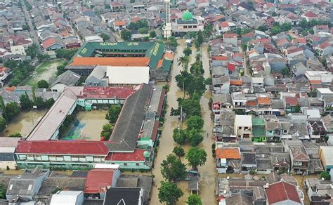 Kelantan mencatat kes harian tertinggi hari ini sebanyak 662 mendahului selangor dan sarawak ketika negara mencatat 2,875 kes baru hari ini. Prediksi Cuaca di Bekasi dari BMKG Hari Ini | Info Bekasi