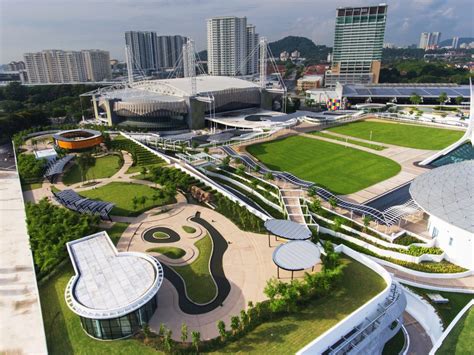 It is located in the centre of setia city, a 240 acre integrated green commercial city. SPOTLIGHT ON Setia SPICE Convention Centre and Arena