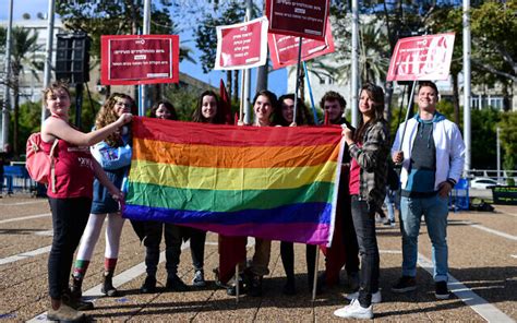 Thousands Of Teens Protest Education Ministers Remarks About Lgbt