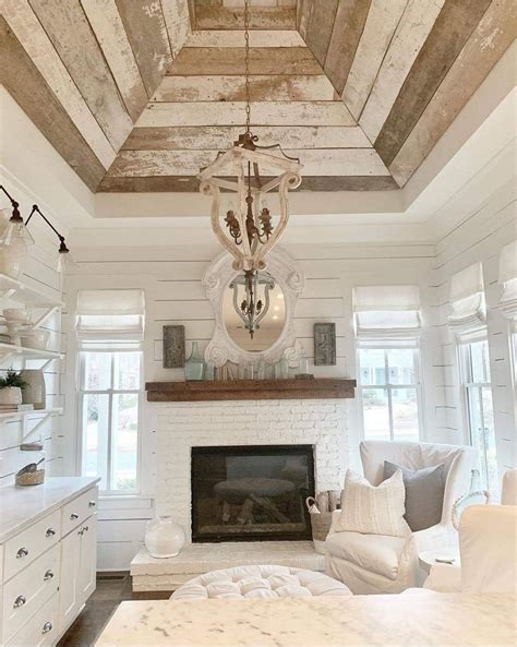 Pin By Mary Bowder On Bedroom Ideas Vaulted Ceiling Living Room