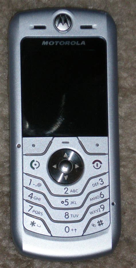 Motorola L6 Spesifikasi