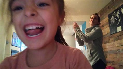 Madre E Hija Bailando😍 Youtube