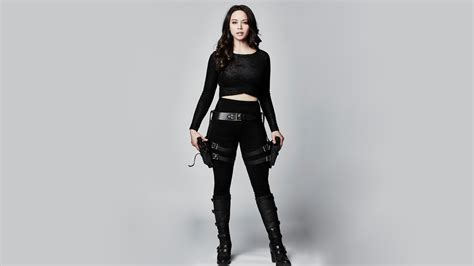 Actress Melissa Oneil Dark Matter Tv Black Clothing Simple Background