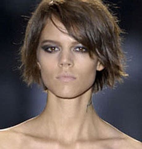 Eliminate any bulk by having your stylist thin out the ends with a razor and add. Growing out short hair styles