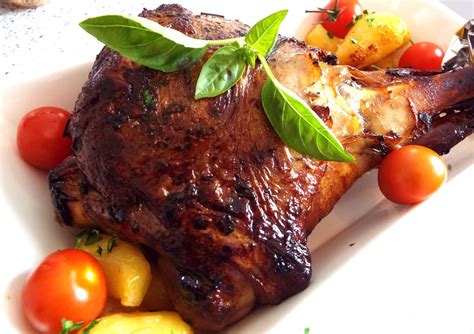 Written by sorin 26 septembrie 2016 18:03. Reteta culinara Friptura de miel | Bucataras