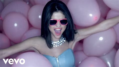 Selena Gomez Hit The Lights Balloons