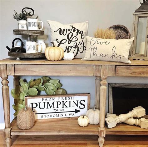 They can be the most beautiful pieces of your decor and one of the most functional. 23 Amazing Ways To Style Your Console Table With Fall ...