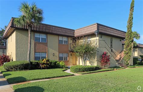 Here at windtree apartments, we welcome both cats and dogs and consider them part of our family! Windtree Gardens Apartments - Winter Garden, FL ...