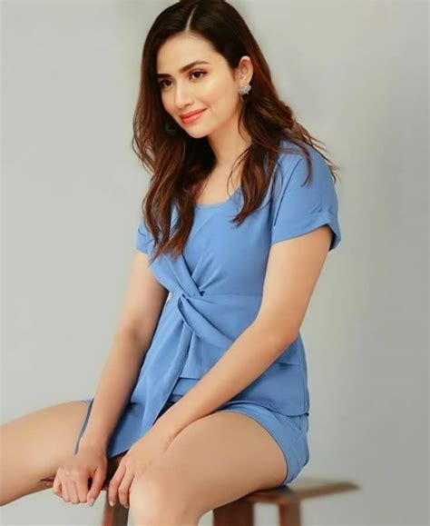 Hot And Sexy Sana Javed Pictures Are Just Too Damn Hot Actress Pro