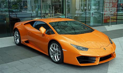 These Are The Top 5 Luxury Cars For Hire In Dubai Side Car