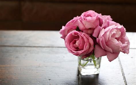 Maybe you would like to learn more about one of these? Vase Water Flowers Pink Roses HD desktop wallpaper ...